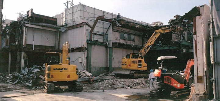東京・埼玉の㈱鈴木工業 解体工事(建物・内装)・改修工事等お任せください